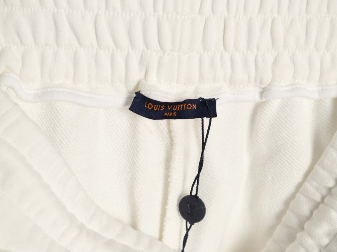 Lv Shorts "White"