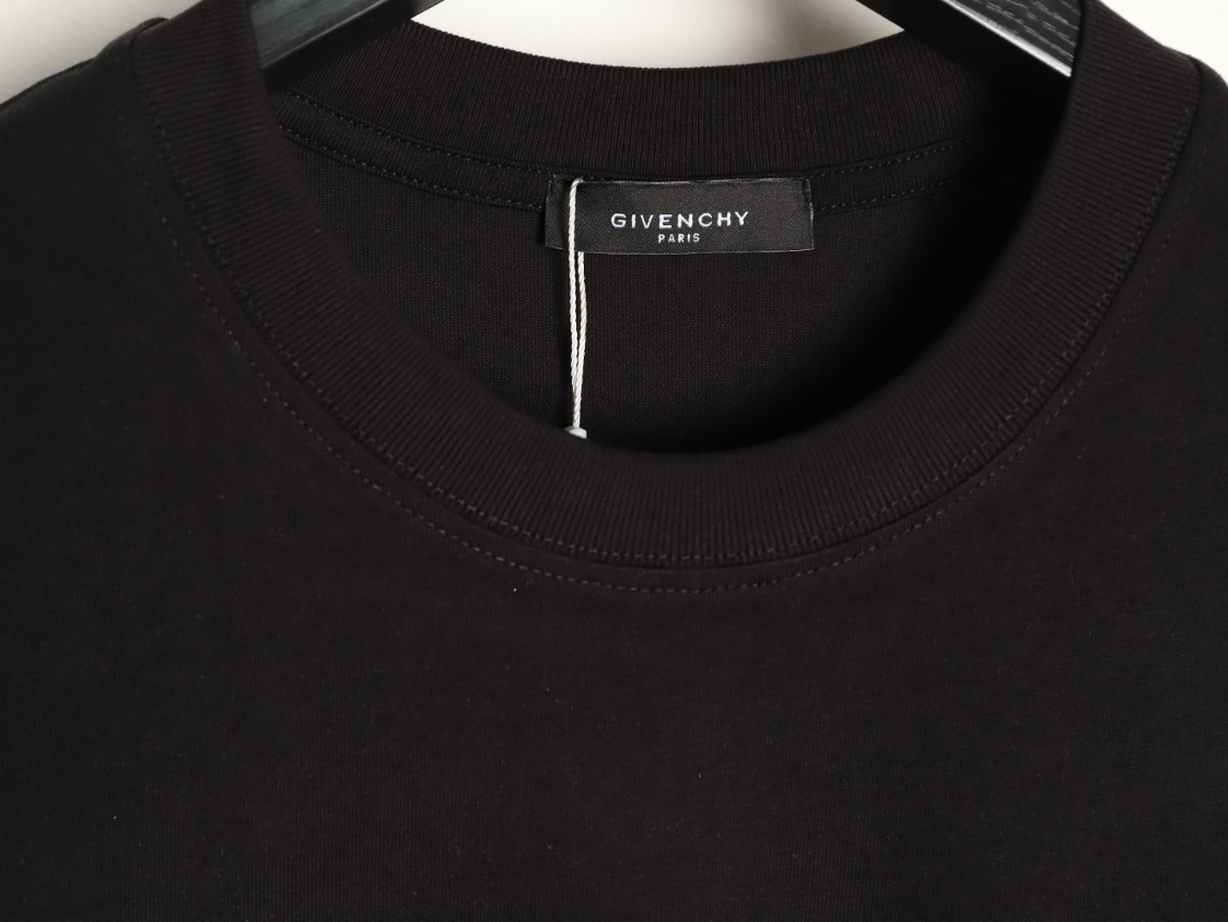 Givenchy T-shirt "Black"